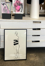 Load image into Gallery viewer, NAKED SLEEVES Belly warmer 01 - Petra Lunenburg Illustration